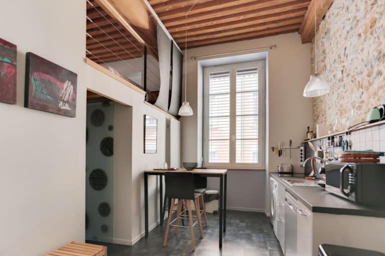 Guestready - Charmant Loft Croix-Paquet Pour 2 Apartment Lyon Ngoại thất bức ảnh